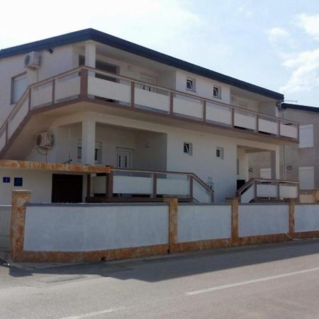 Apartmani Matovina Vir Exterior foto