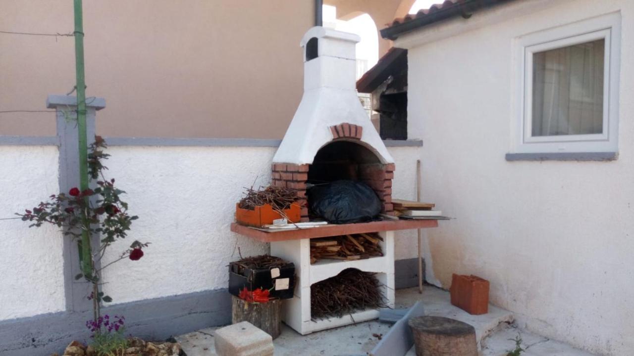 Apartmani Matovina Vir Exterior foto