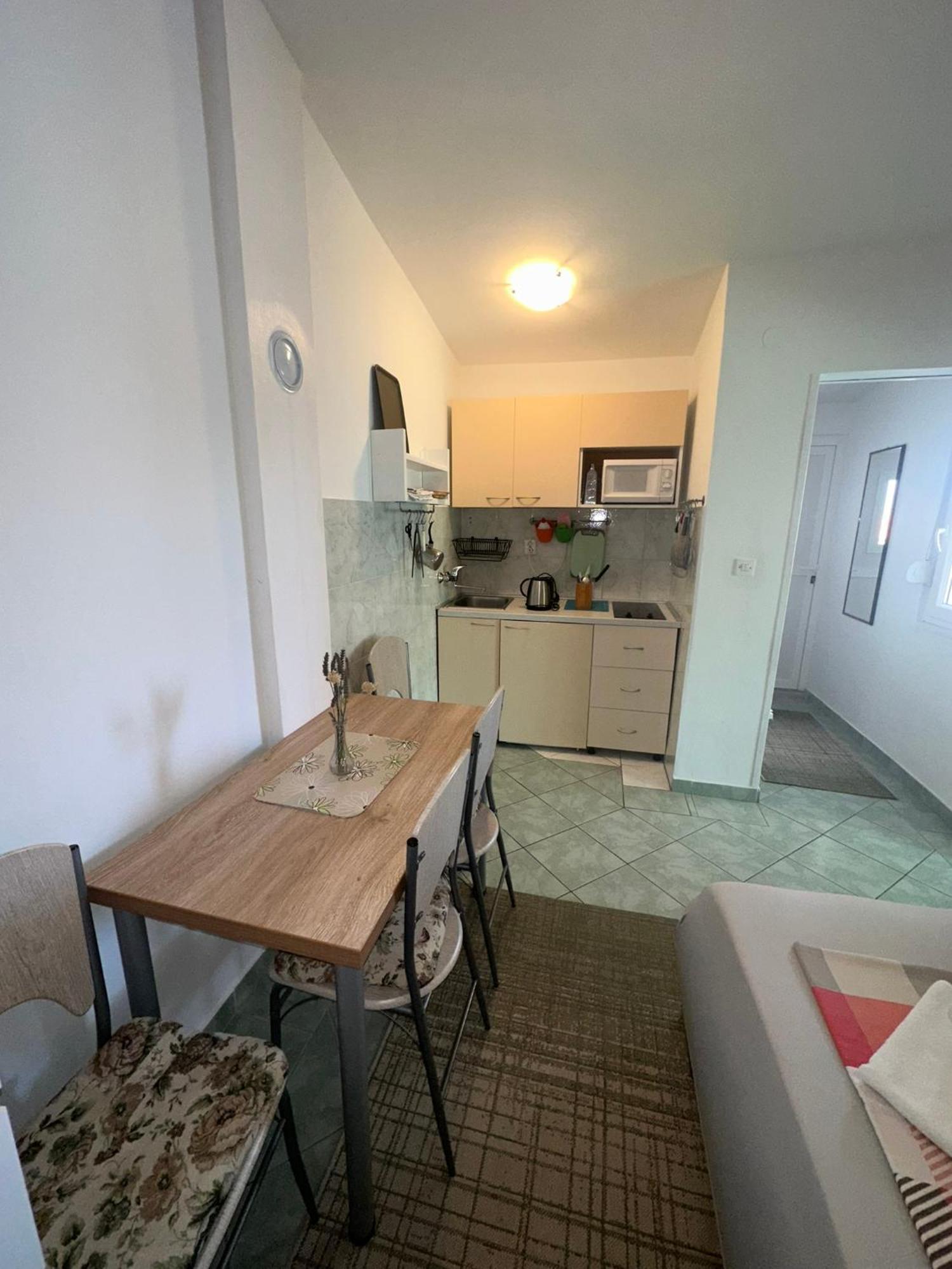 Apartmani Matovina Vir Exterior foto